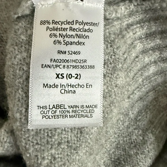 Woman’s Free Assembly Embellished Heather gray sweater size 0/2 - Picture 6 of 7
